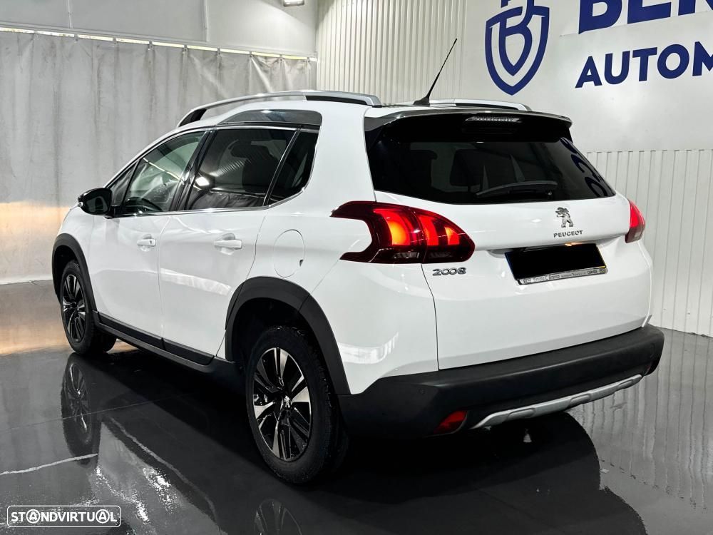 Peugeot 2008 1.2 PureTech GT Line - 7