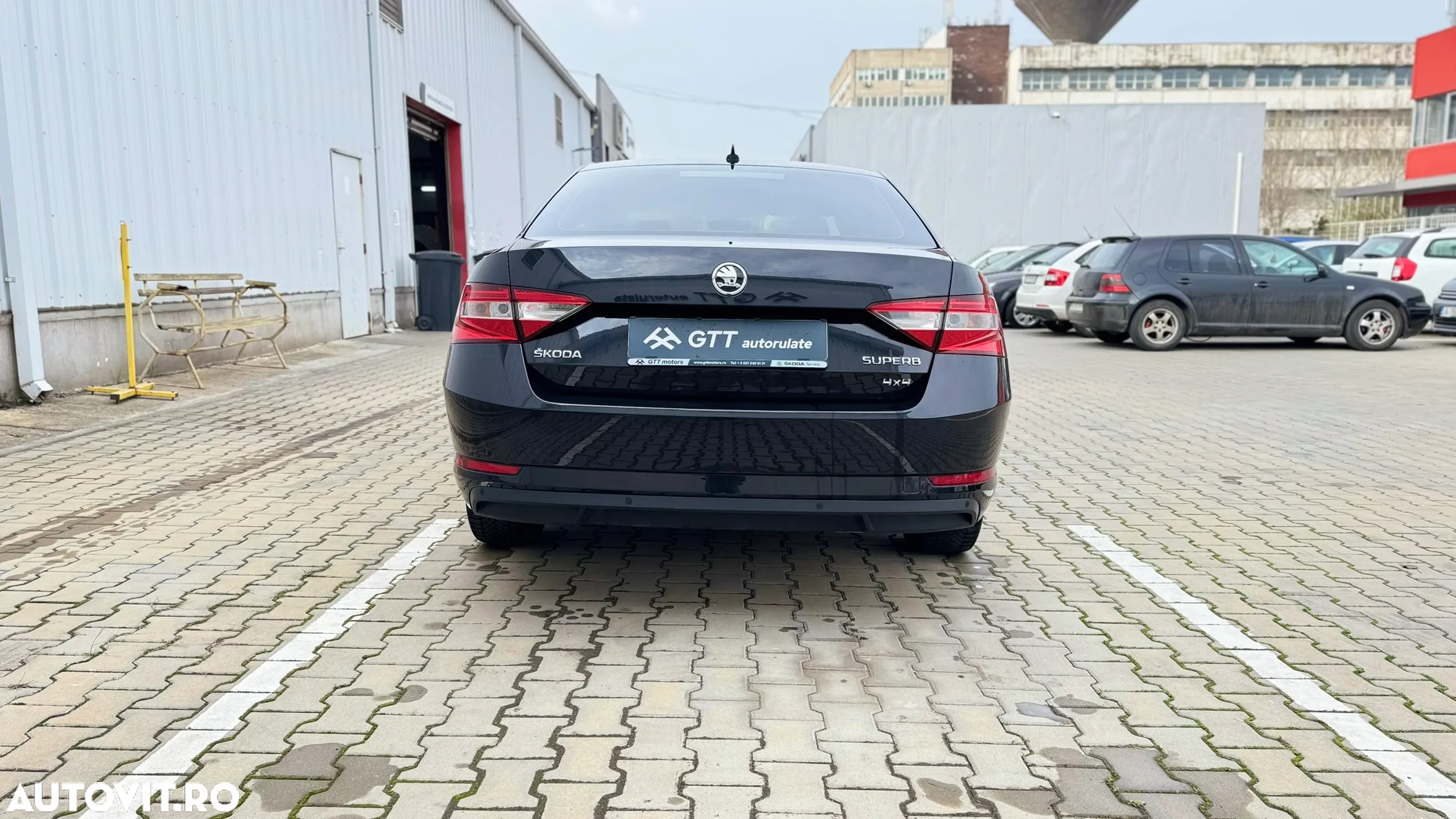 Skoda Superb 2.0 TDI DSG 4X4 Ambition - 11