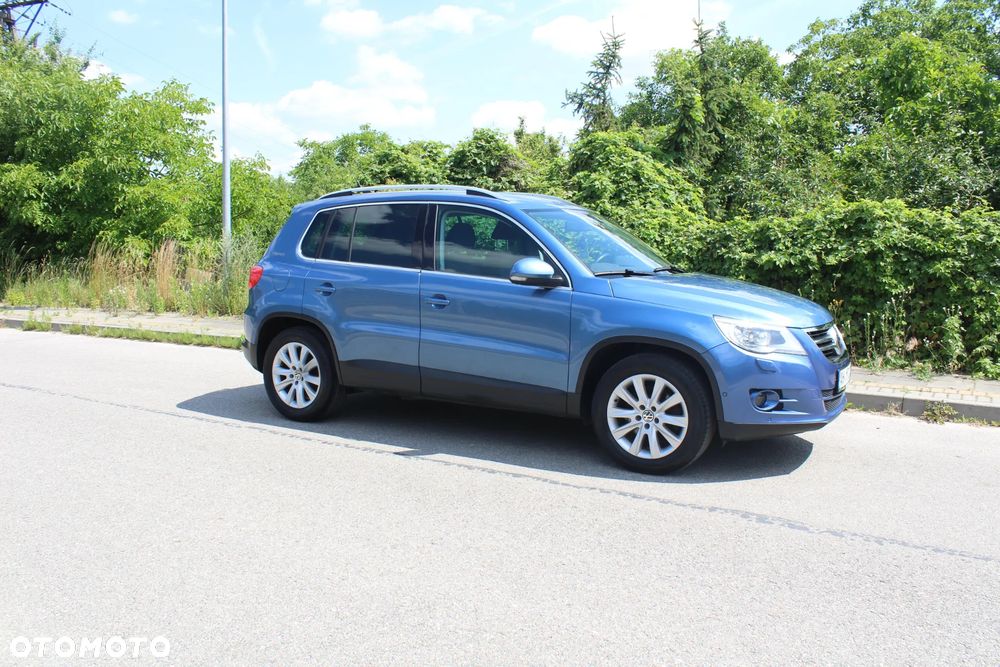 Volkswagen Tiguan - 4