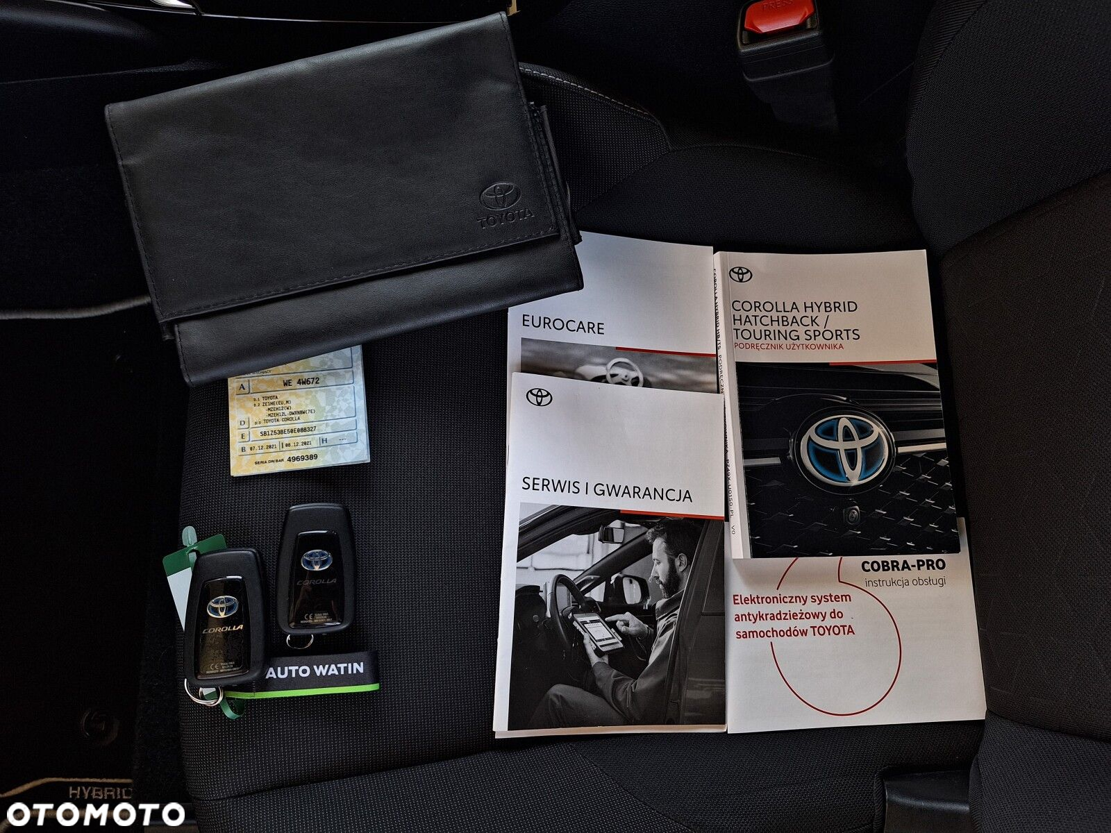 Toyota Corolla 2.0 Hybrid Comfort - 7