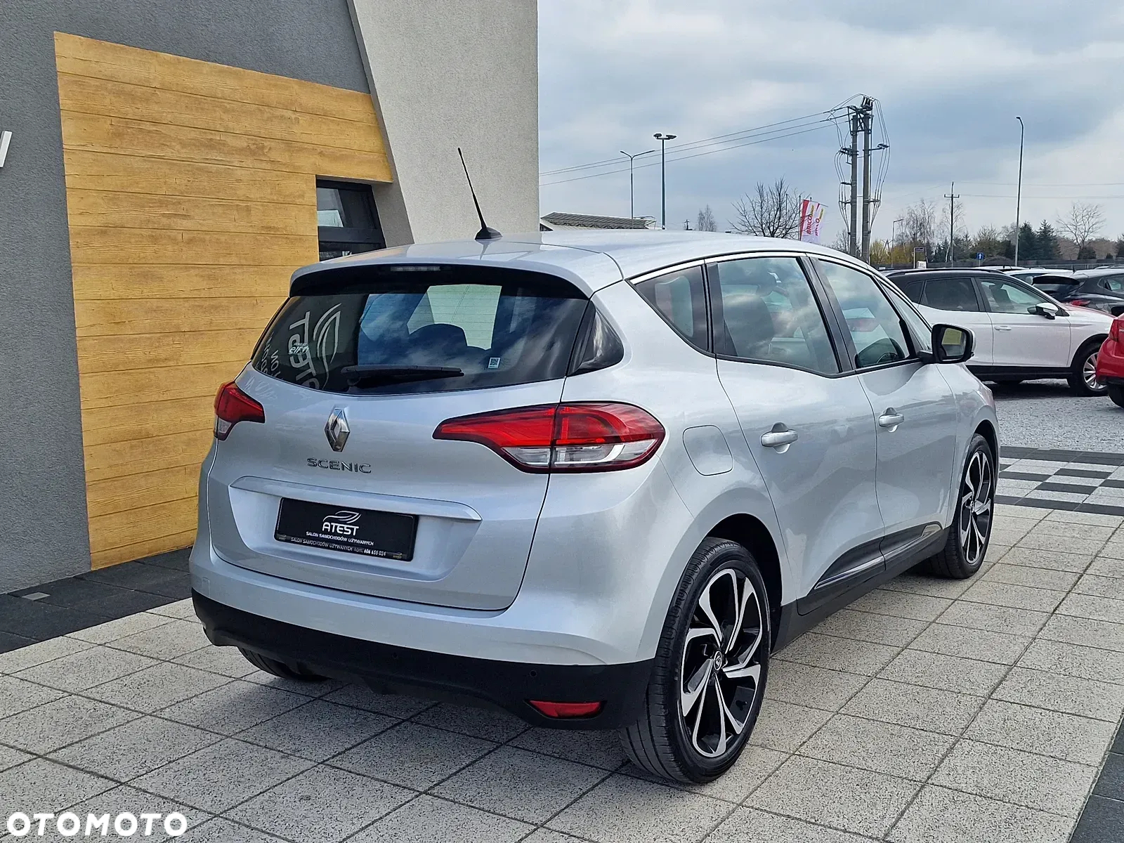 Renault Scenic 1.5 dCi Bose EDC - 6