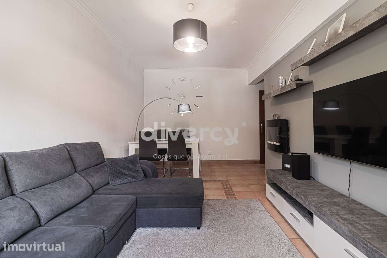 APARTAMENTO T3 COM TERRAÇO, SUÍTE E CHURRASQUEIRA - Grande imagem: 4/40