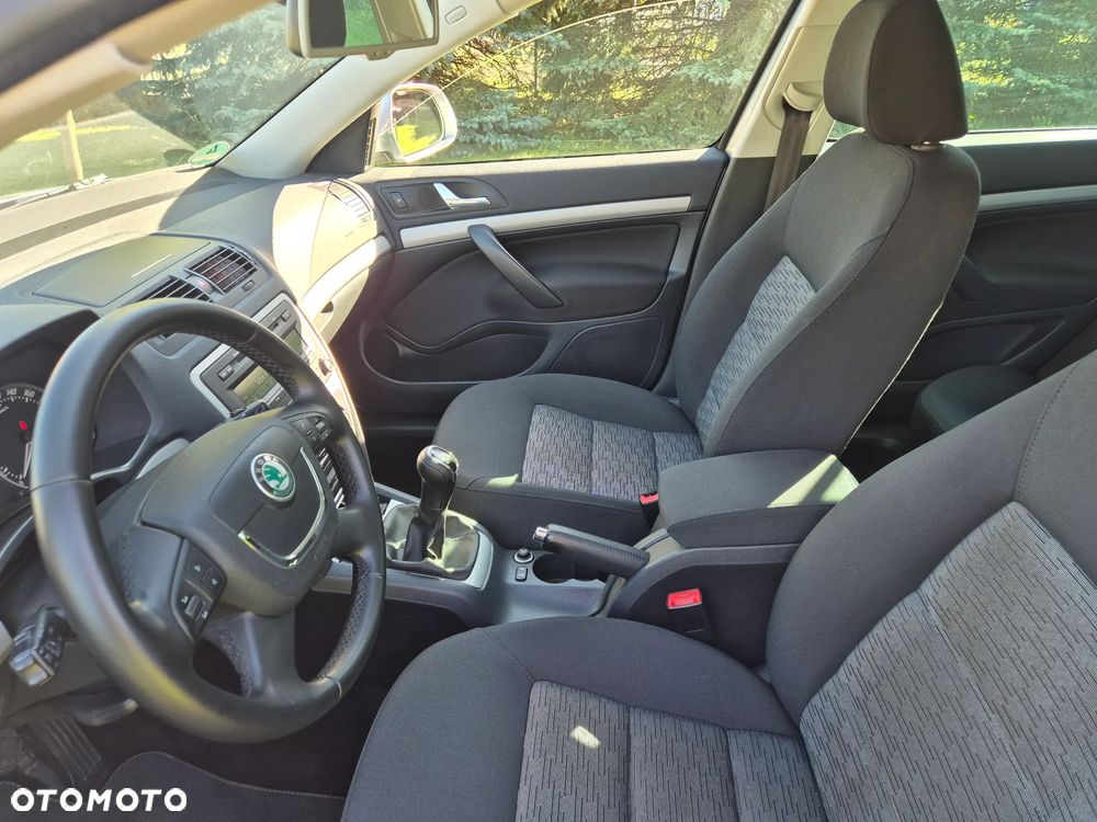 Skoda Octavia Combi 2.0 TDI Elegance - 13