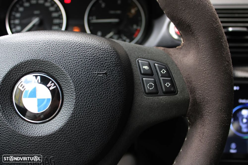 BMW 123 d Limited Edition Lifestyle c/ M Sport Pack - 35