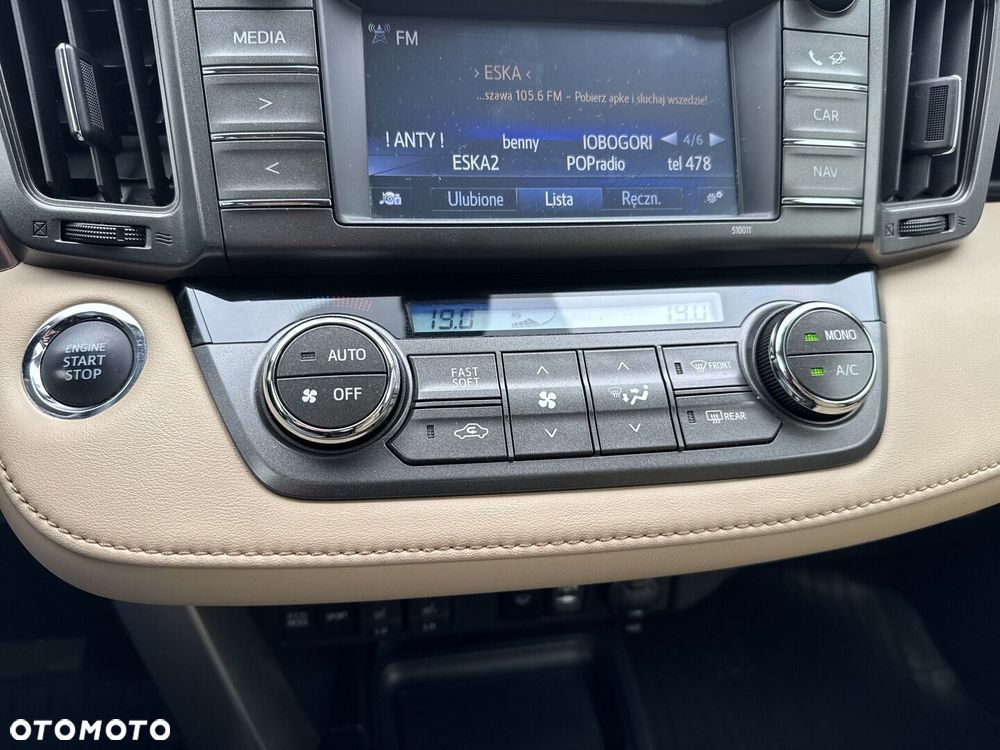 Toyota RAV4 - 26