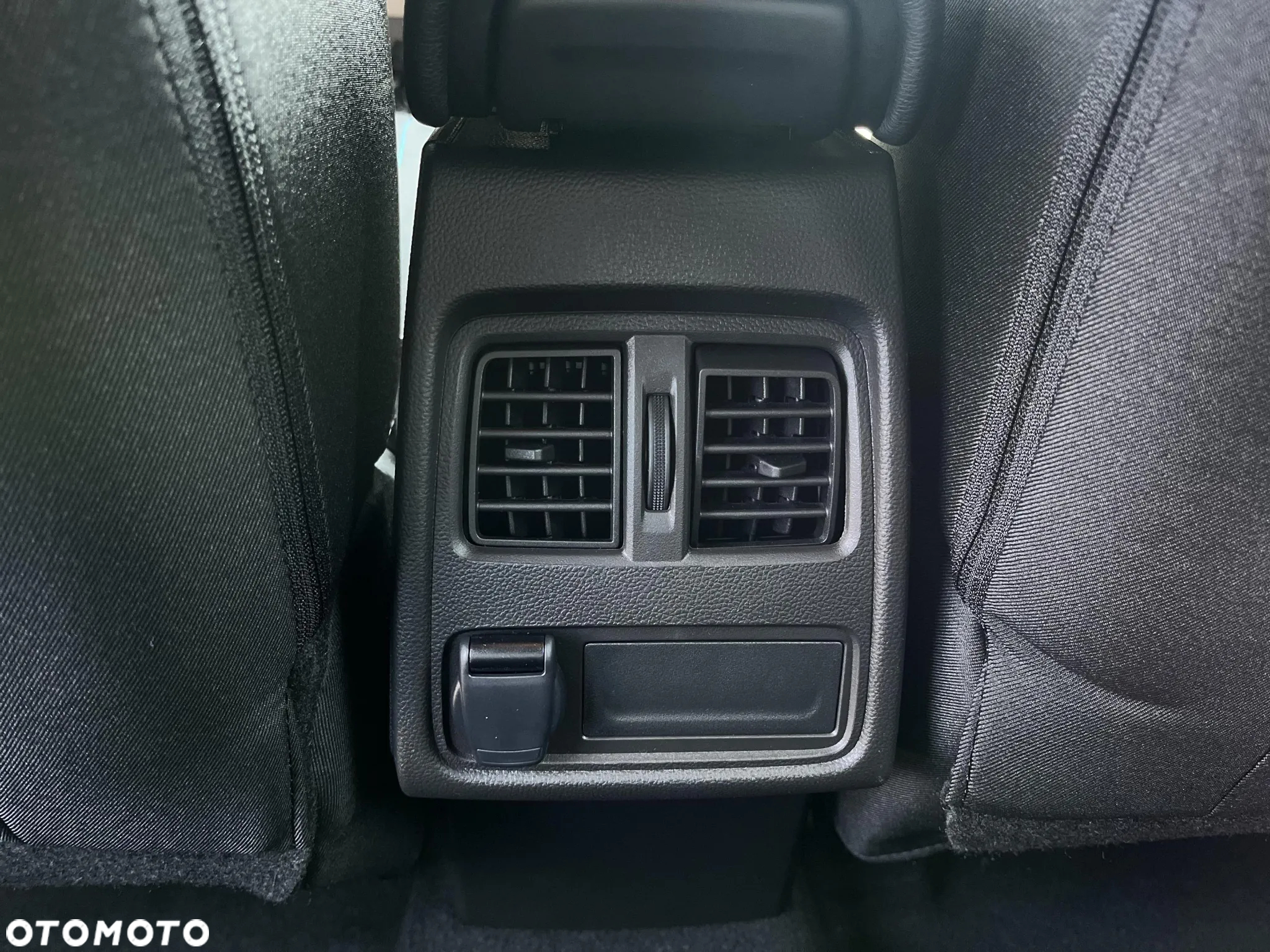 Mitsubishi ASX 1.3 mHEV Invite DCT - 23