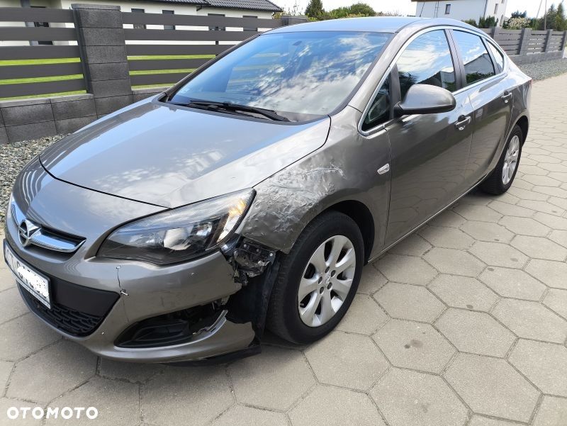 Opel Astra 1.4 T Executive - 2