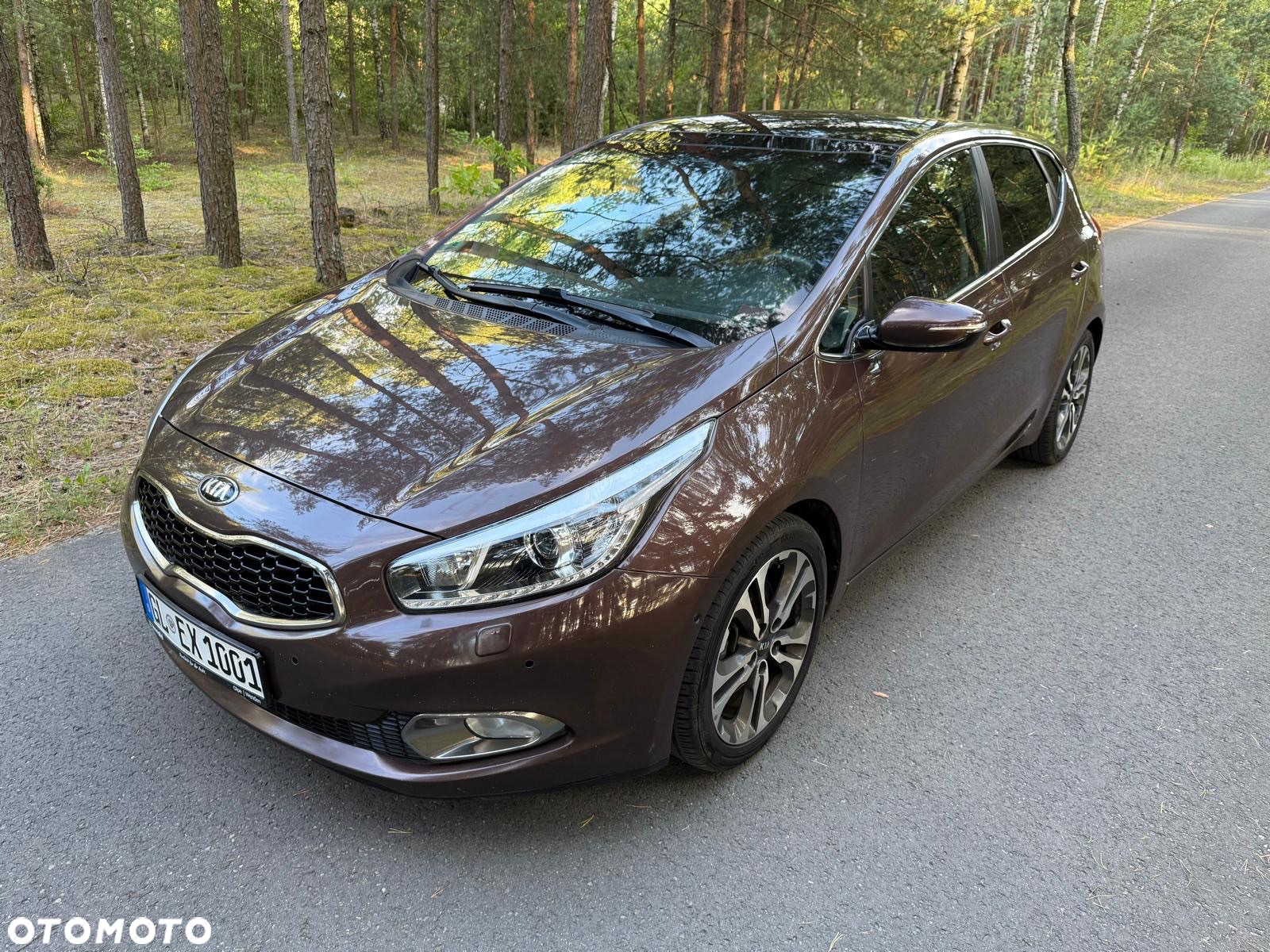Kia Ceed 1.6 GDI Fifa World Cup Edition - 2
