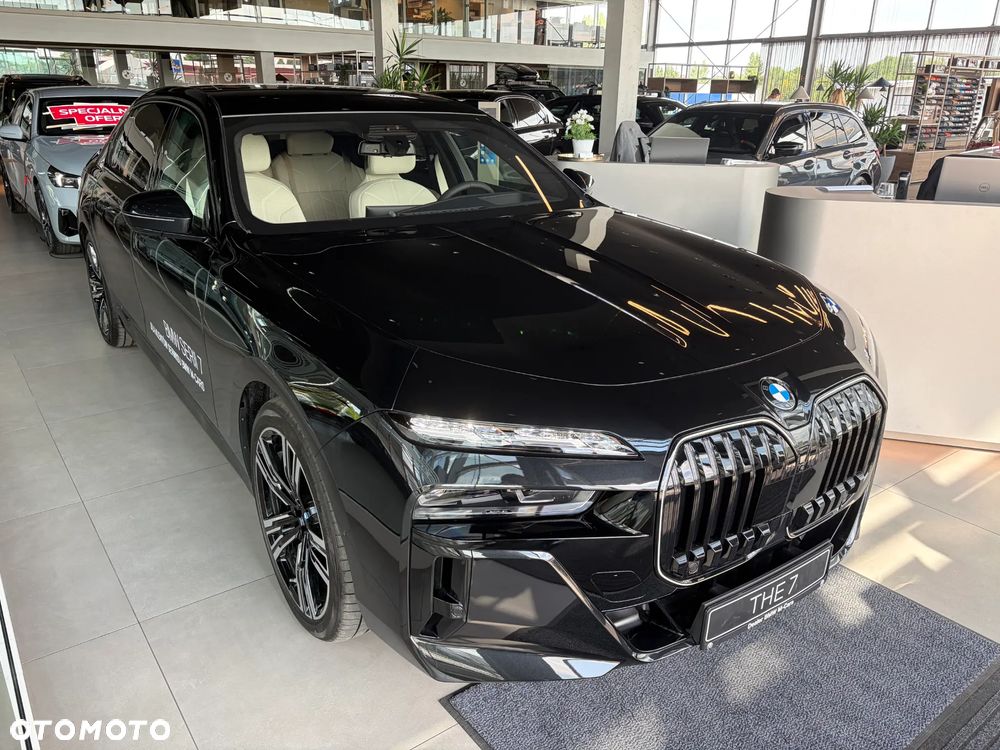 BMW Seria 7 740d xDrive mHEV sport - 8