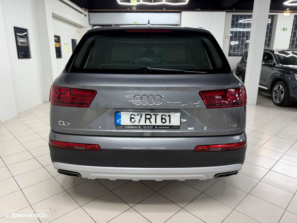 Audi Q7 3.0 TDI quattro tiptronic 7L - 9