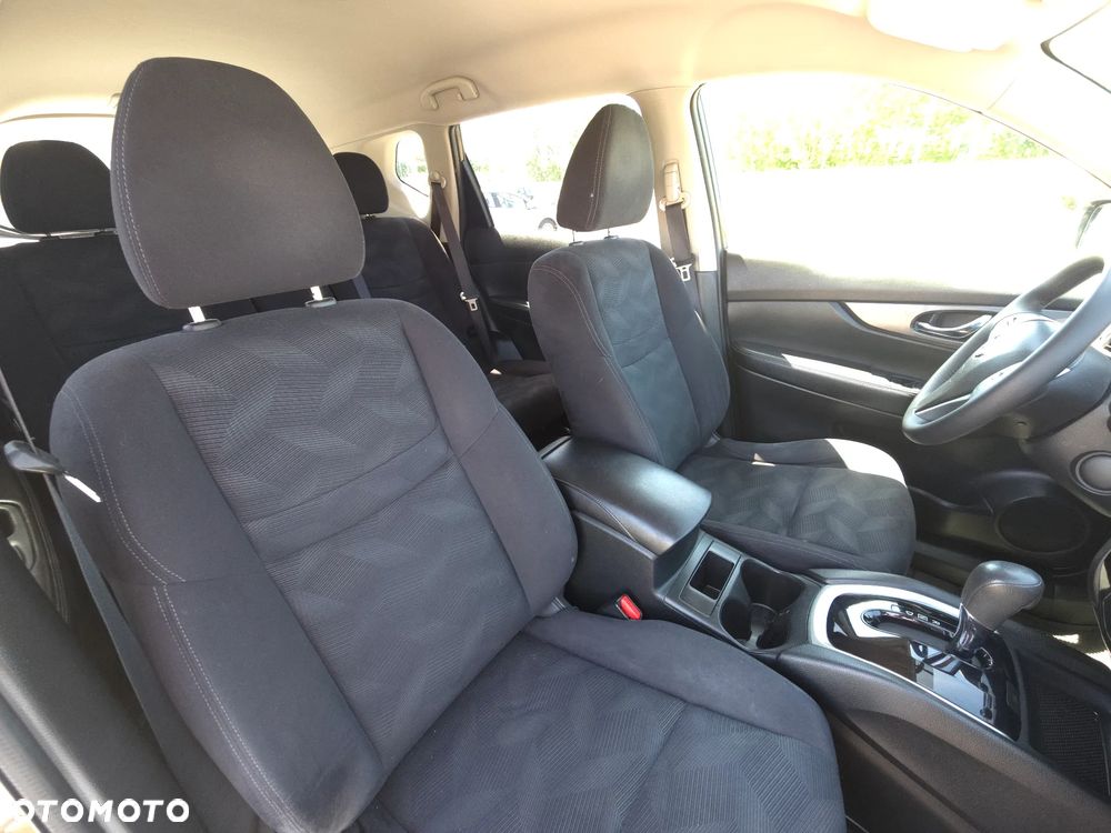 Nissan X-Trail - 17