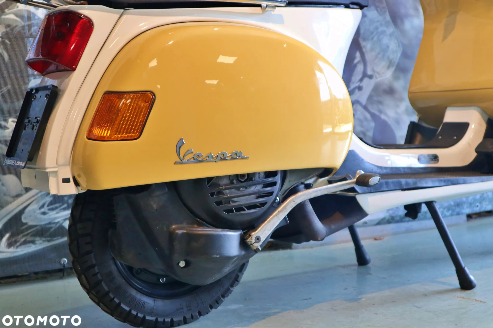 Piaggio Vespa - 14