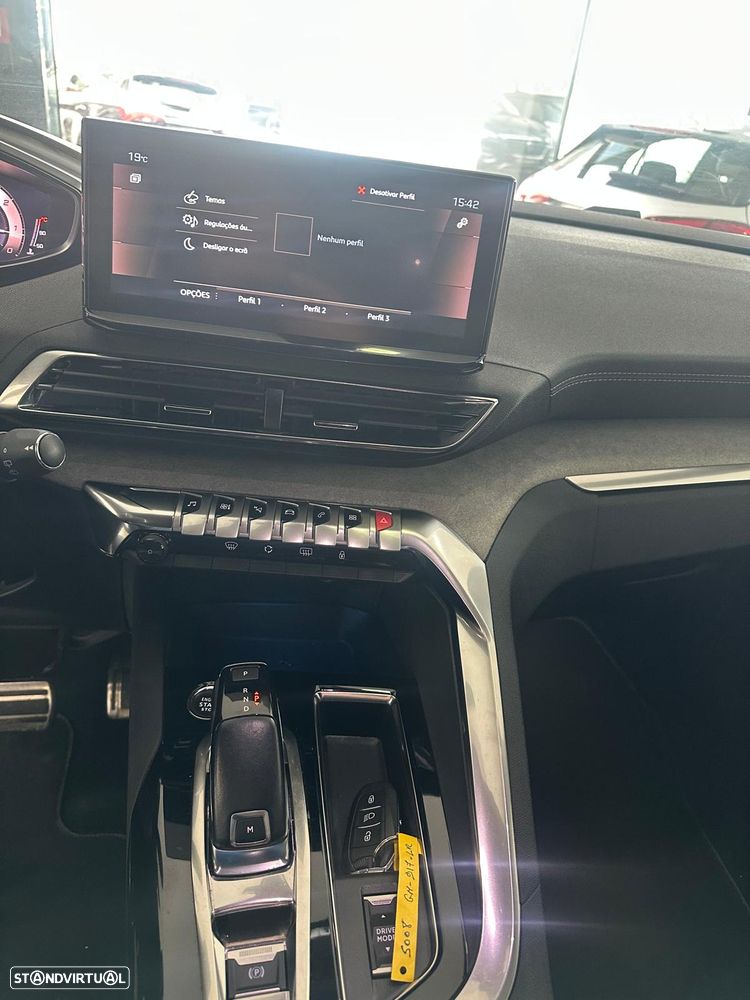 Peugeot 5008 BlueHDI 130 EAT8 GT - 10