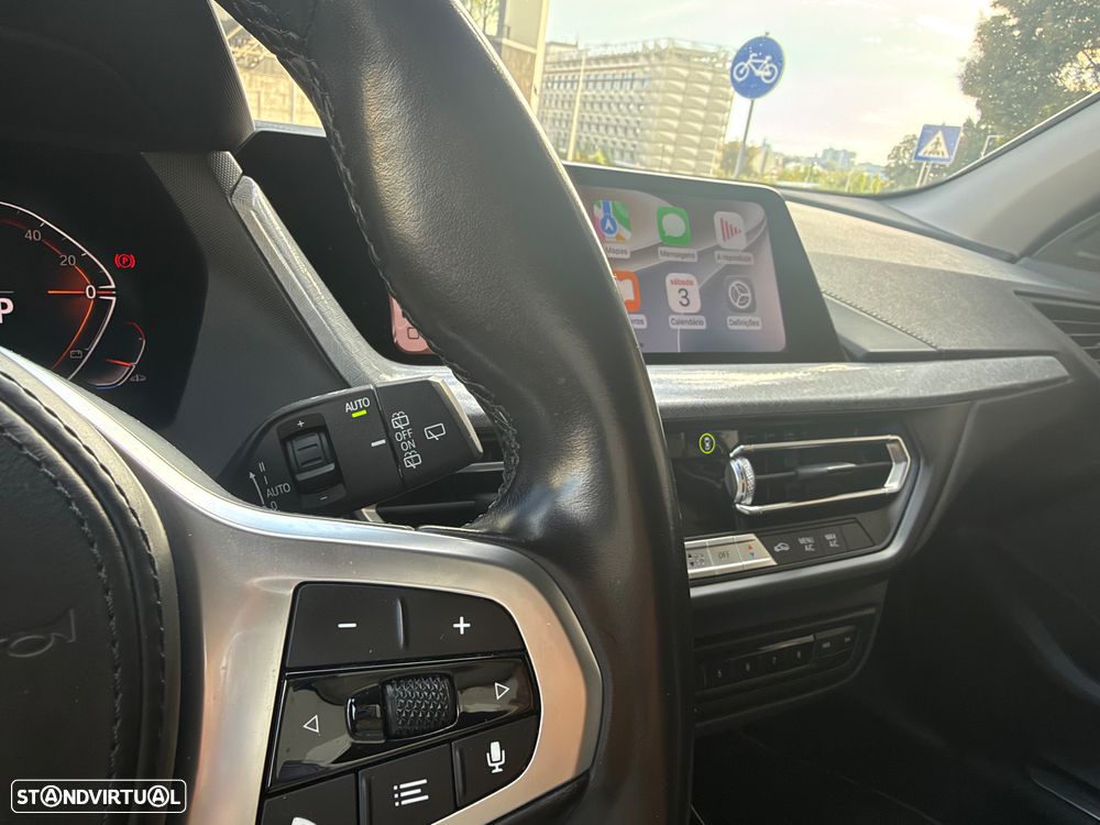 BMW 118 i Aut. Sport Line - 23