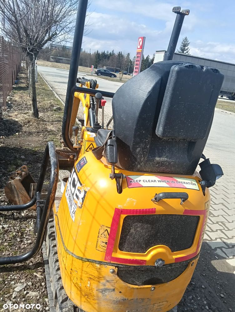 JCB 8008 - 3