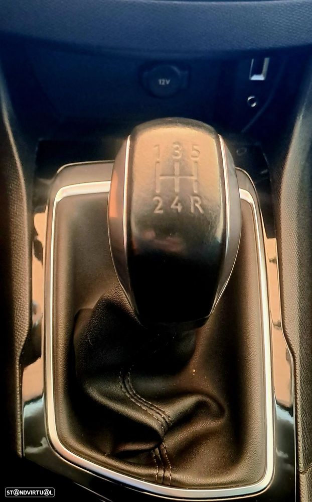 Peugeot 308 1.2 PureTech Style - 44
