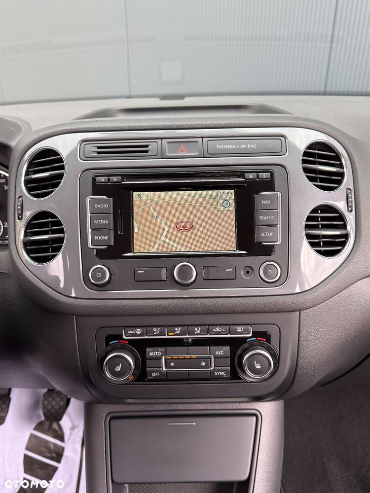 Volkswagen Tiguan 1.4 TSI BlueMotion Technology Exclusive - 39