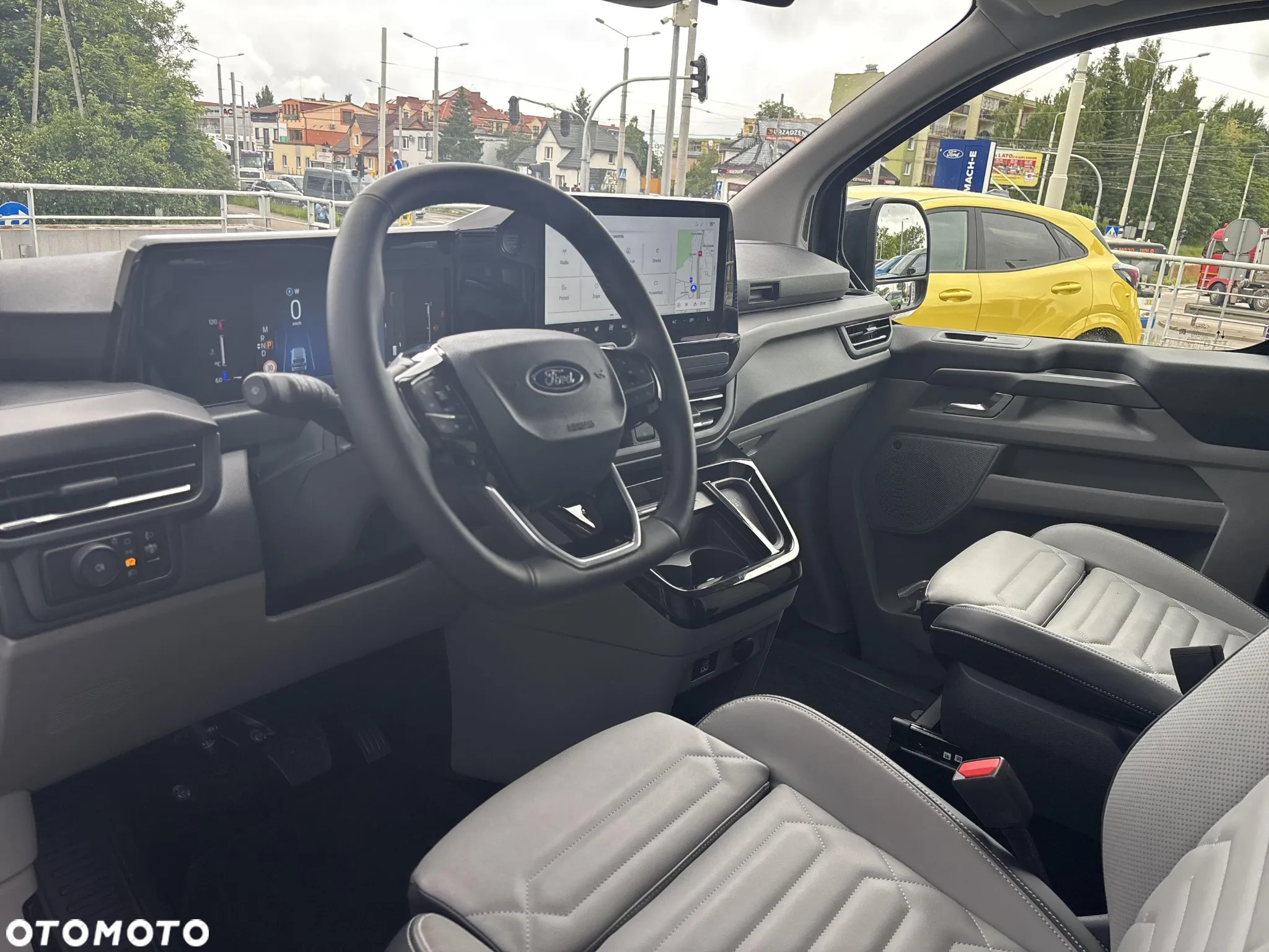 Ford Tourneo Custom 2.0 EcoBlue 320 L2 Titanium - 9