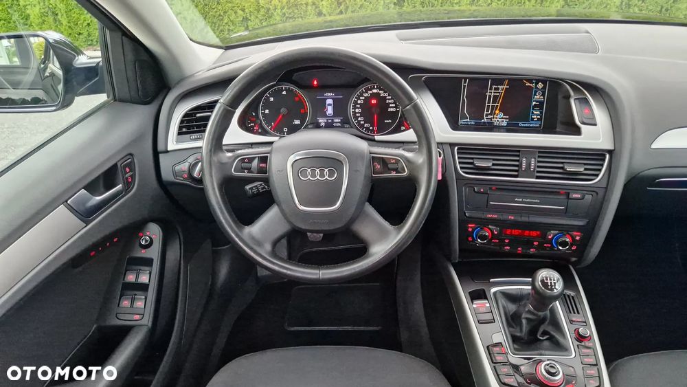 Audi A4 Avant 2.0 TDI e DPF S line Sportpaket - 9