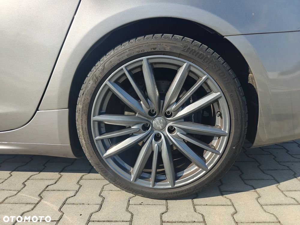 Maserati Quattroporte - 29