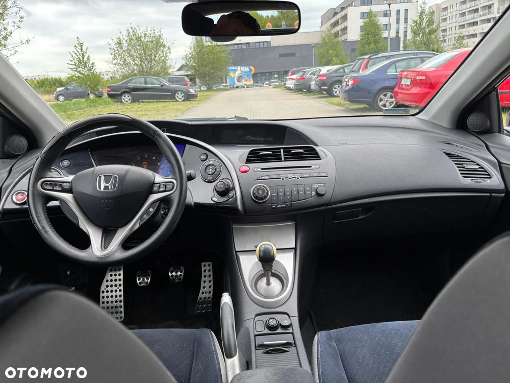 Honda Civic 1.8 Comfort - 7
