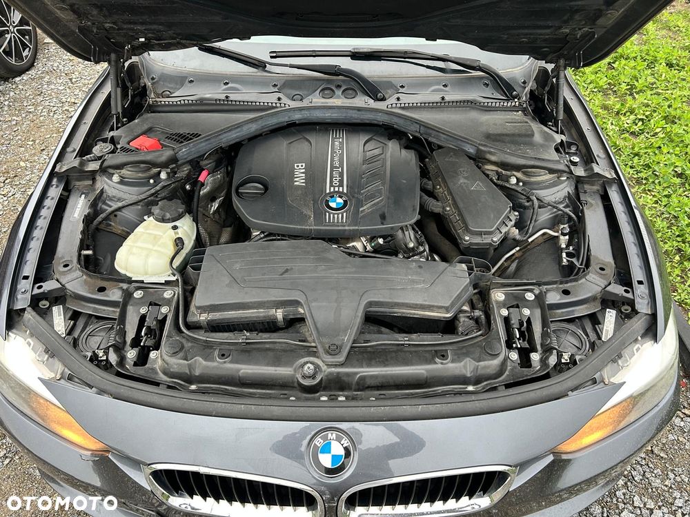 BMW Seria 3 - 22