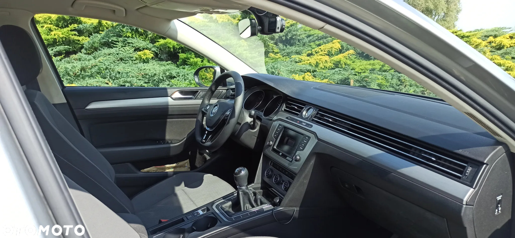 Volkswagen Passat 1.4 TSI BMT Comfortline - 28