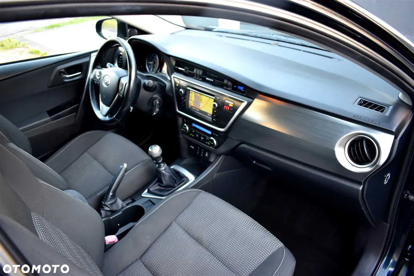 Toyota Auris 1.6 Sprint - 22