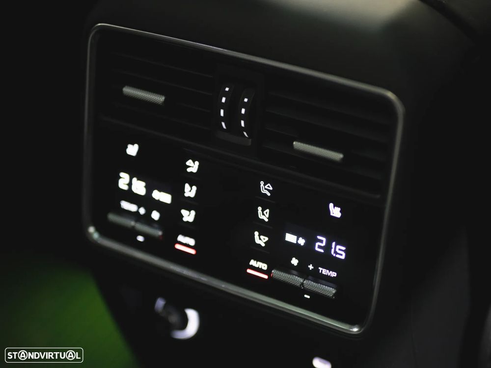 Porsche Cayenne Coupé E-Hybrid - 24