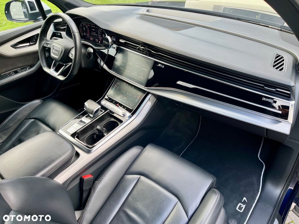 Audi Q7 - 32