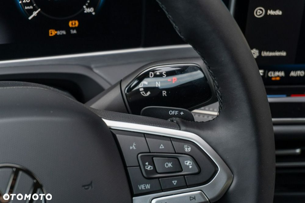 Volkswagen Passat - 19