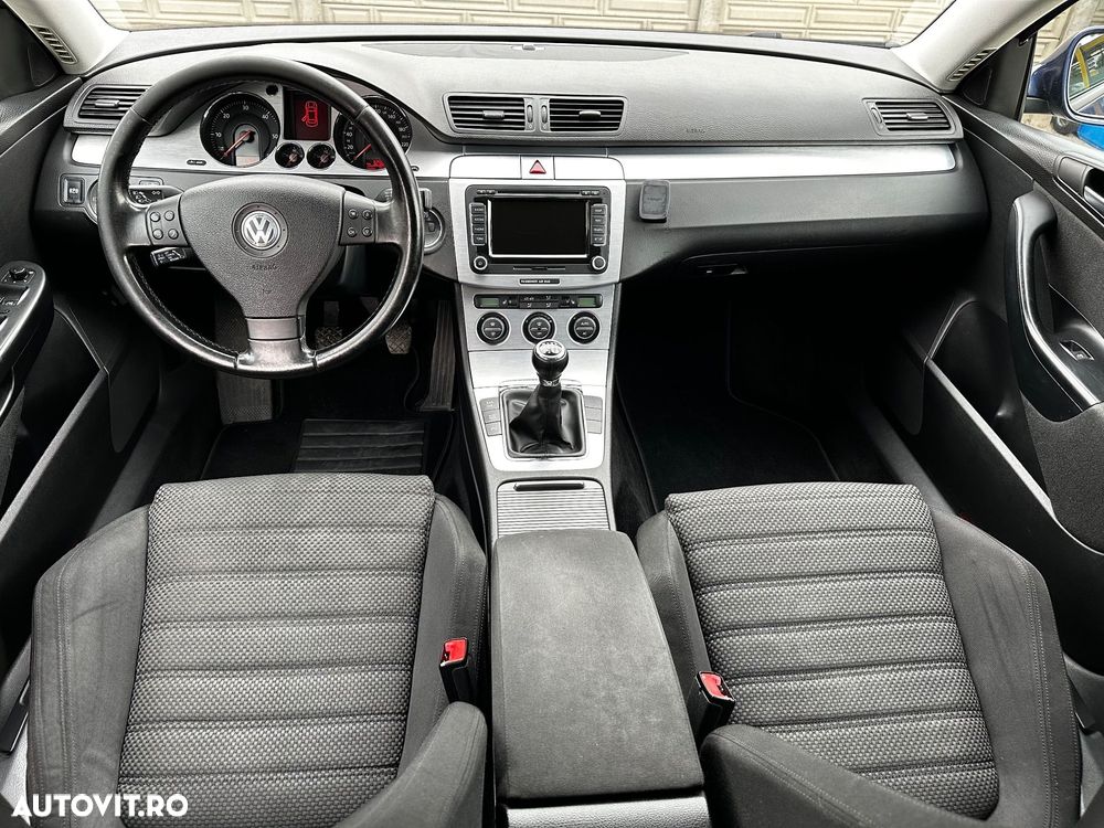 Volkswagen Passat 2.0 TDI Highline DPF - 14