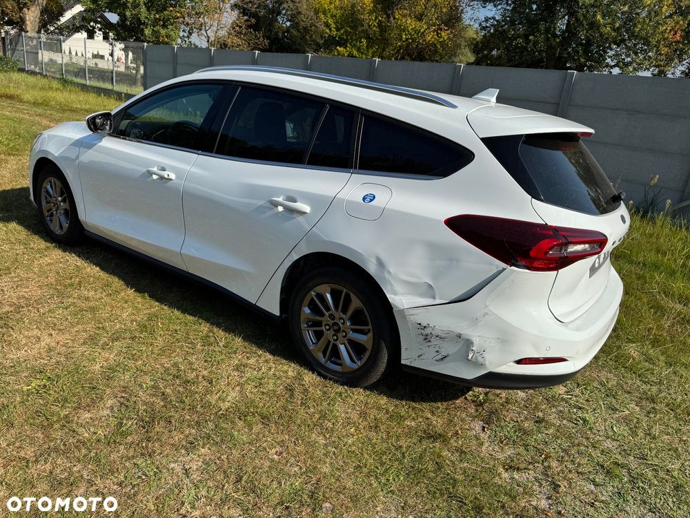 Ford Focus - 23