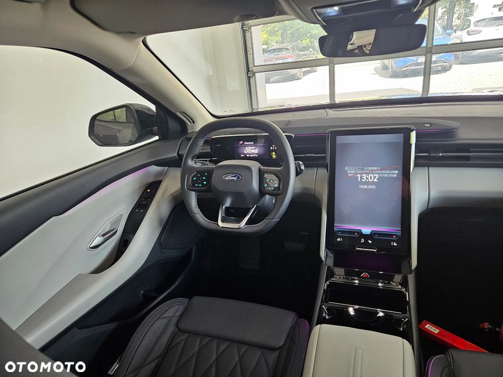 Ford Explorer 79kWh Premium RWD - 14