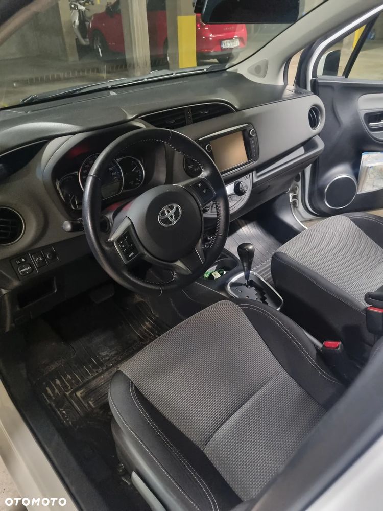 Toyota Yaris - 4