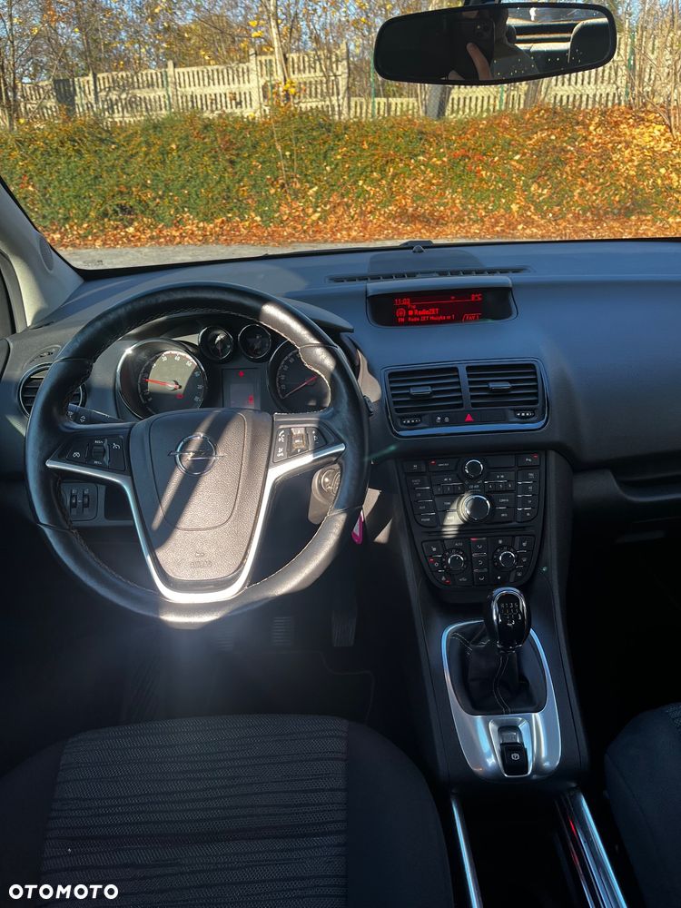 Opel Meriva 1.4 T Cosmo S&S - 14