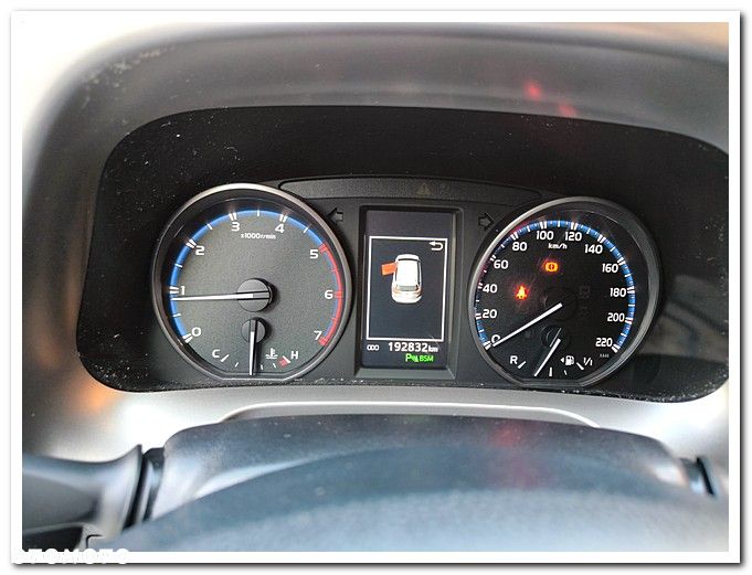 Toyota RAV4 2.0 D-4D 4x2 Start-Stop Executive - 31