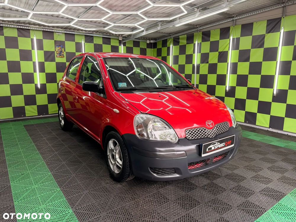 Toyota Yaris 1.0 Terra - 31