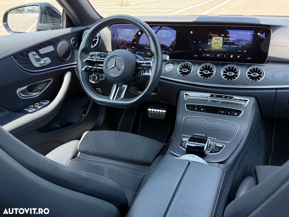 Mercedes-Benz E 300 Cabrio 9G-TRONIC AMG Line - 12