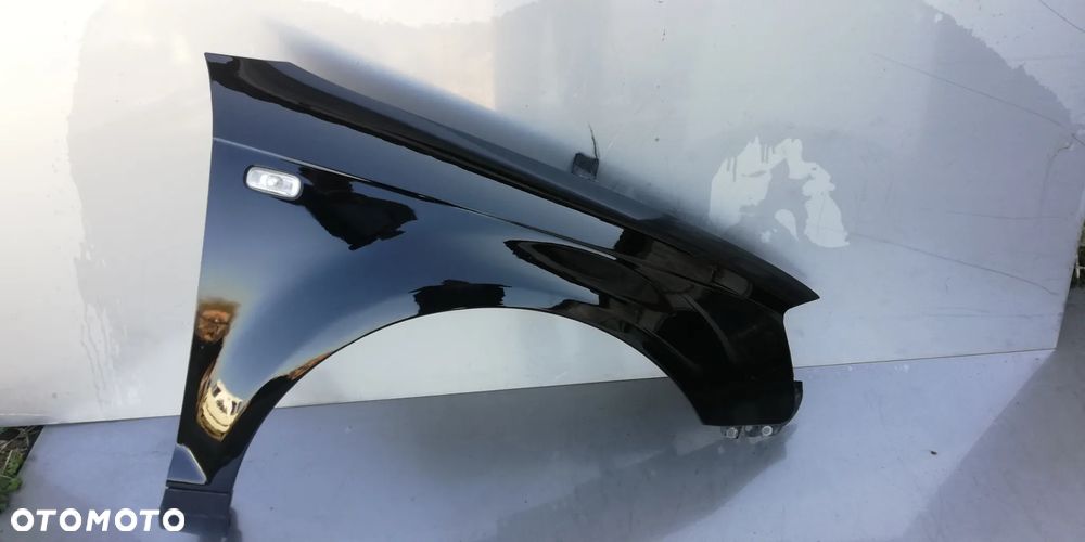 błotnik Audi A3 8P LY9B - 1