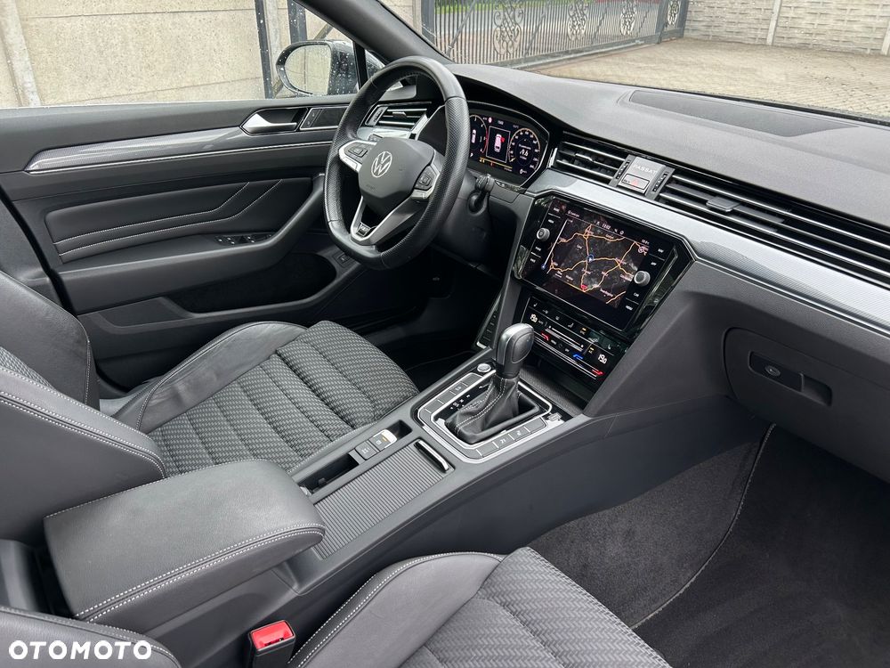 Volkswagen Passat Variant 2.0 TDI SCR DSG Business - 27