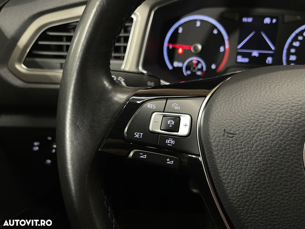 Volkswagen T-Roc 2.0 TDI DSG Design - 22