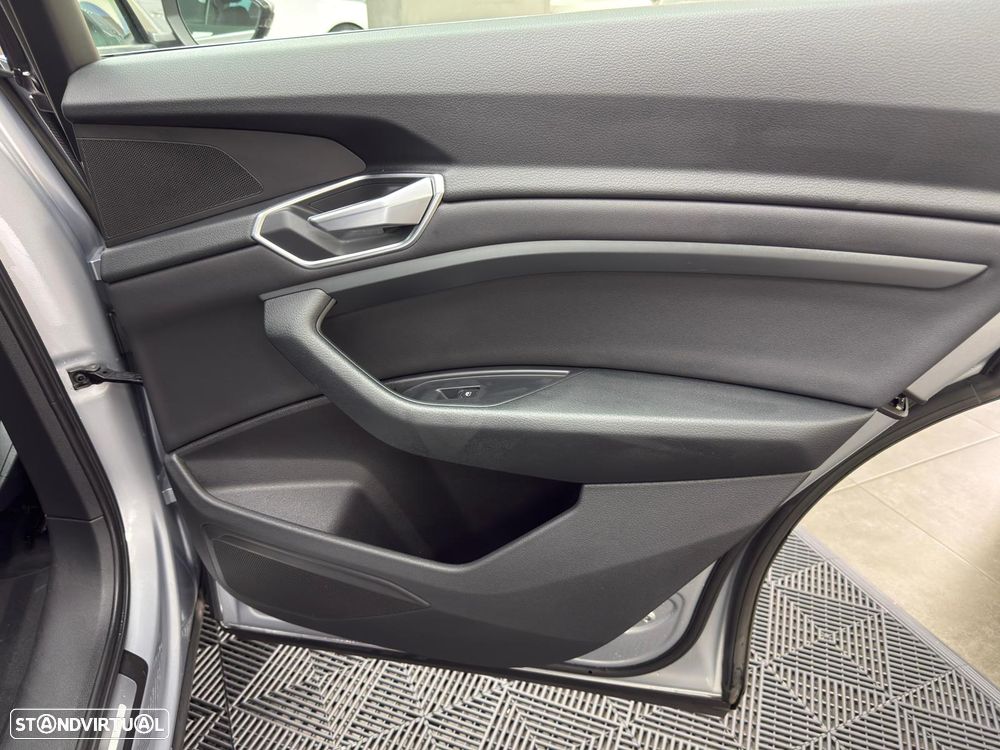 Audi e-tron 55 quattro Advanced - 35