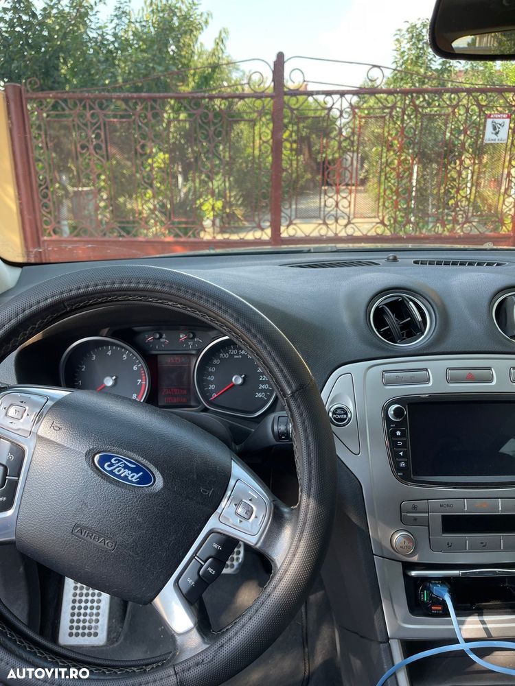 Ford Mondeo 2.0 PFi Titanium - 5