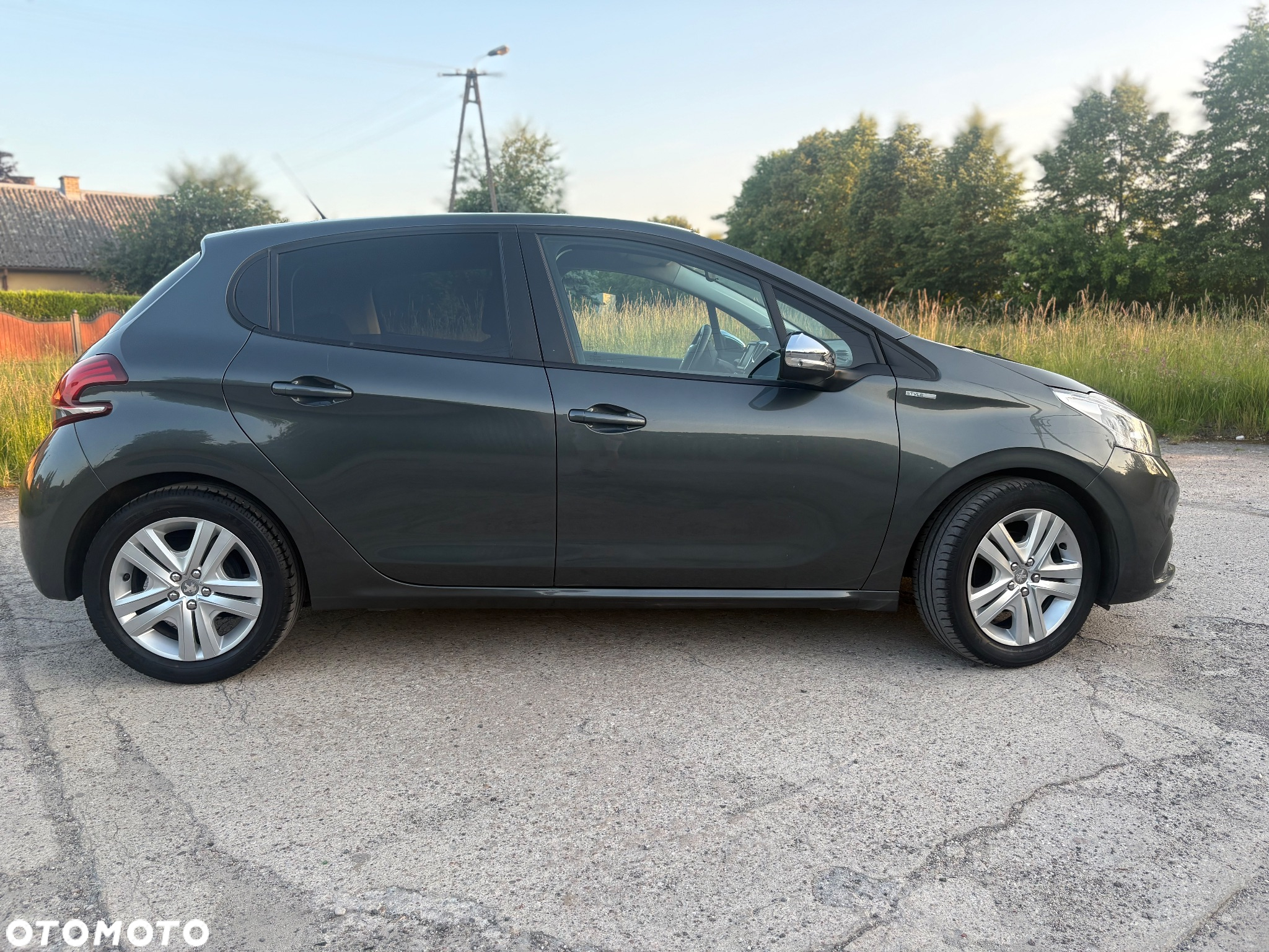 Peugeot 208 82 PureTech Style - 5