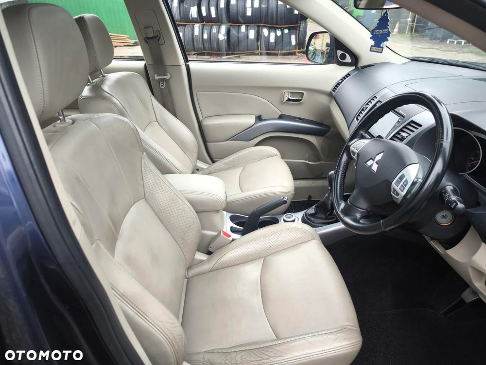 Mitsubishi Outlander 2 2.0 DID 140km NA CZĘŚCI ! poszczególne części 4x4 Turbo Diesel Małopolska Śląsk - 15