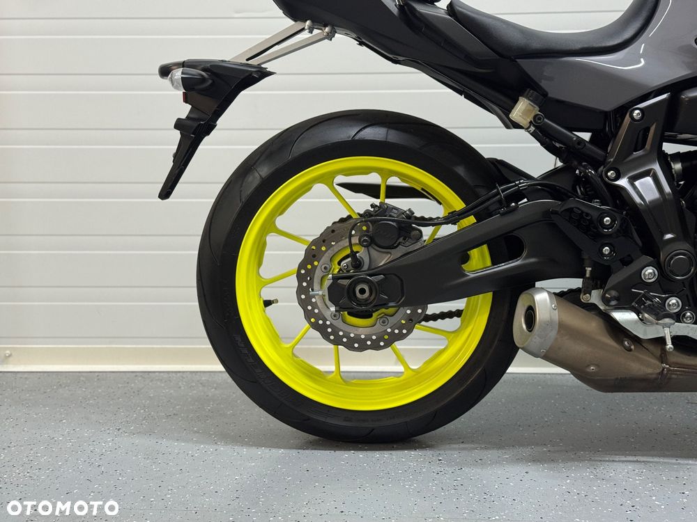 Yamaha MT - 4