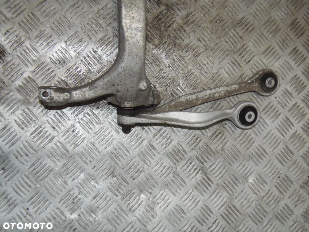 AUDI A4 B6 1.8T ZWROTNICA PIASTA PRAWA PRZEDNIA MANUAL - 2