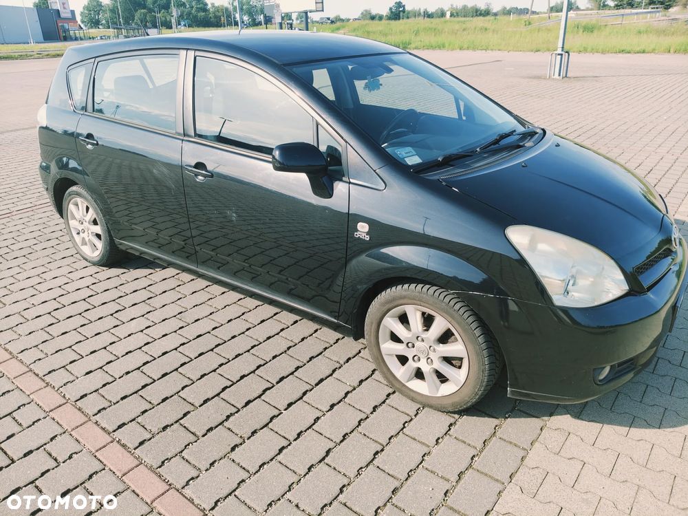 Toyota Corolla Verso 2.0 D-4D - 6