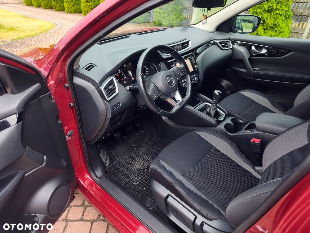 Nissan Qashqai 1.3 DIG-T Tekna - 28